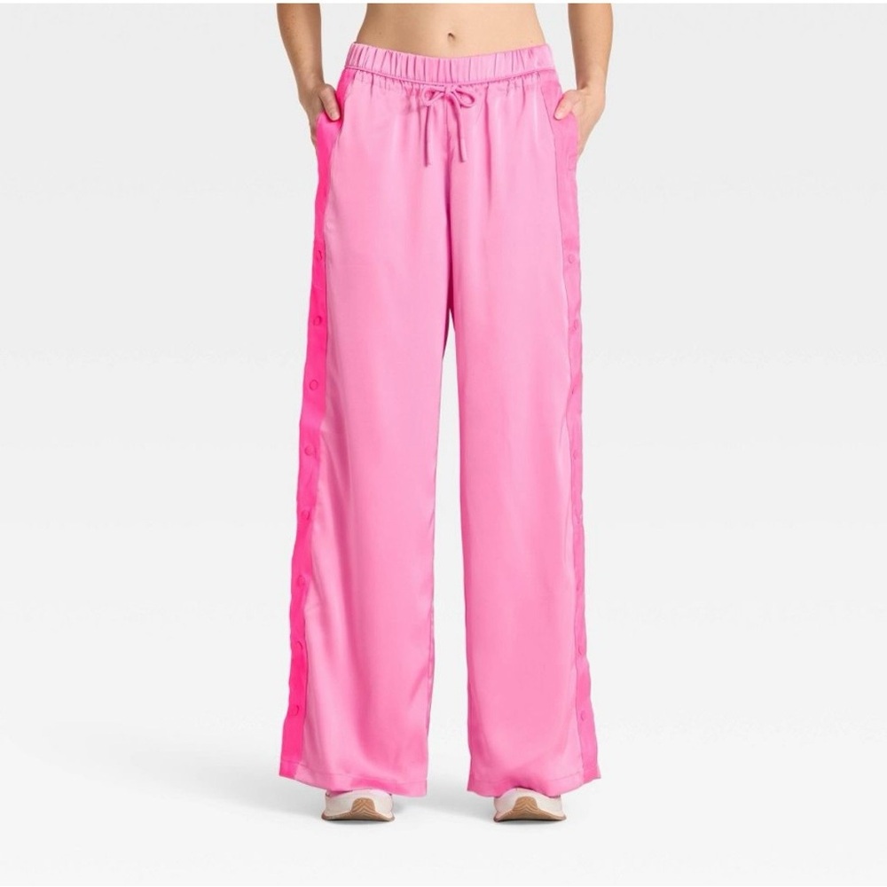 NWT JoyLab Wide-Leg Pink Snap-Trim Lounge Pants